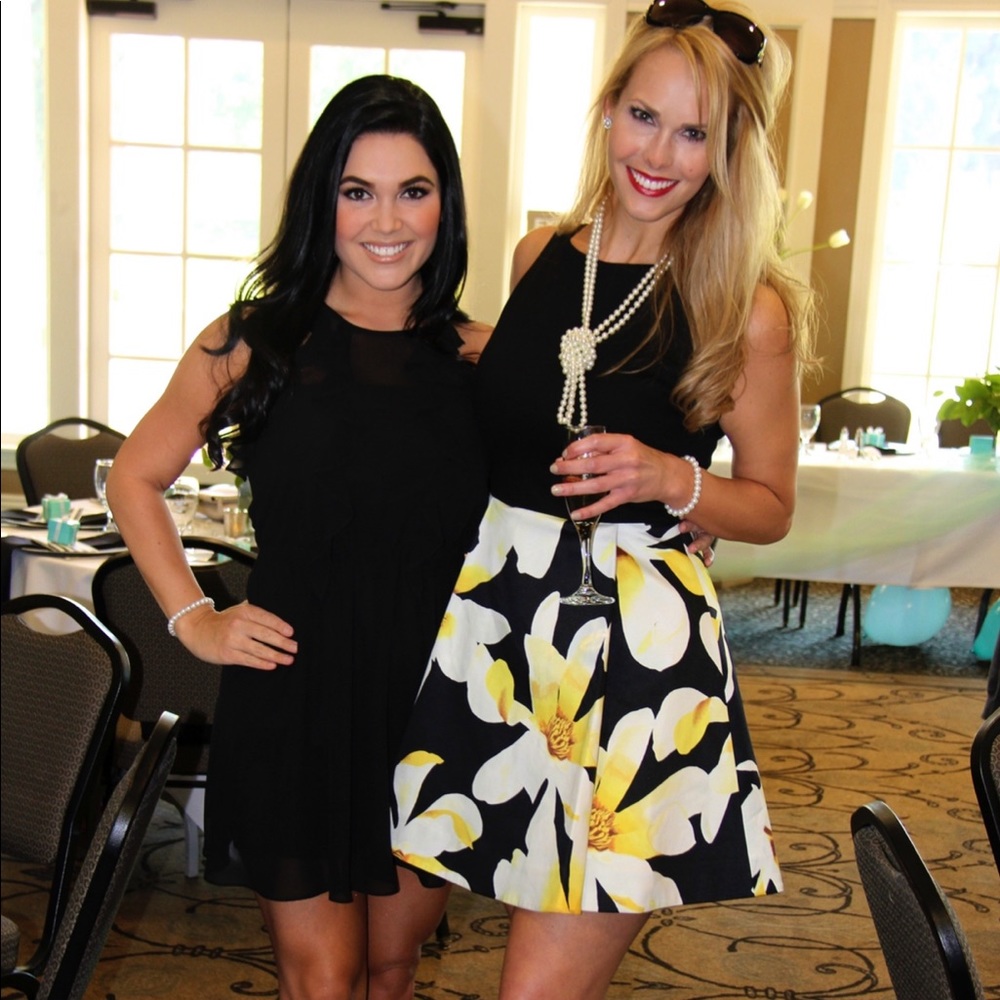 COPY - Alice & Olivia Kourtney sleeveless dress